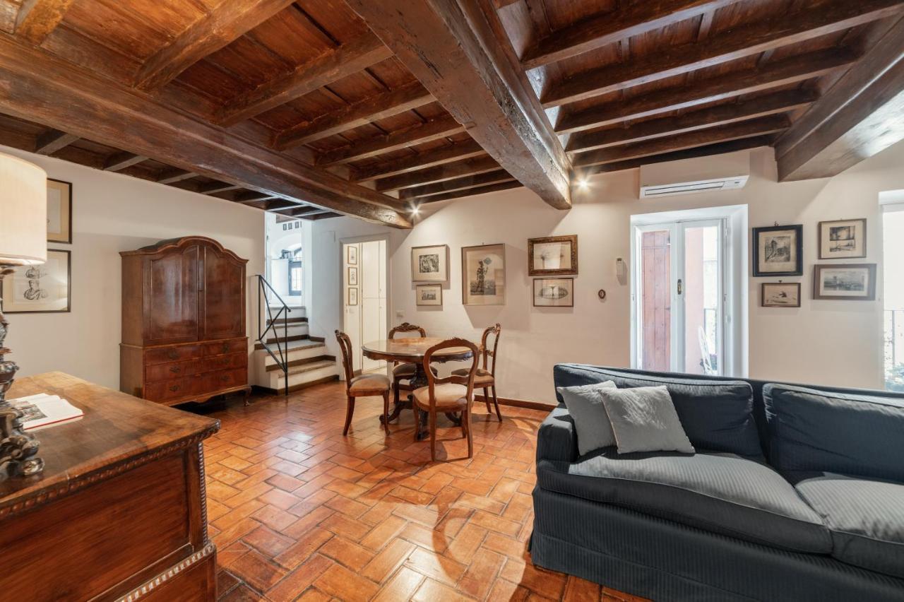 Domus Quiritum Charming, Appartamento D'Epoca A Campo De' Fiori 로마 외부 사진