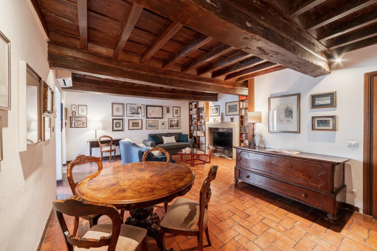 Domus Quiritum Charming, Appartamento D'Epoca A Campo De' Fiori 로마 외부 사진
