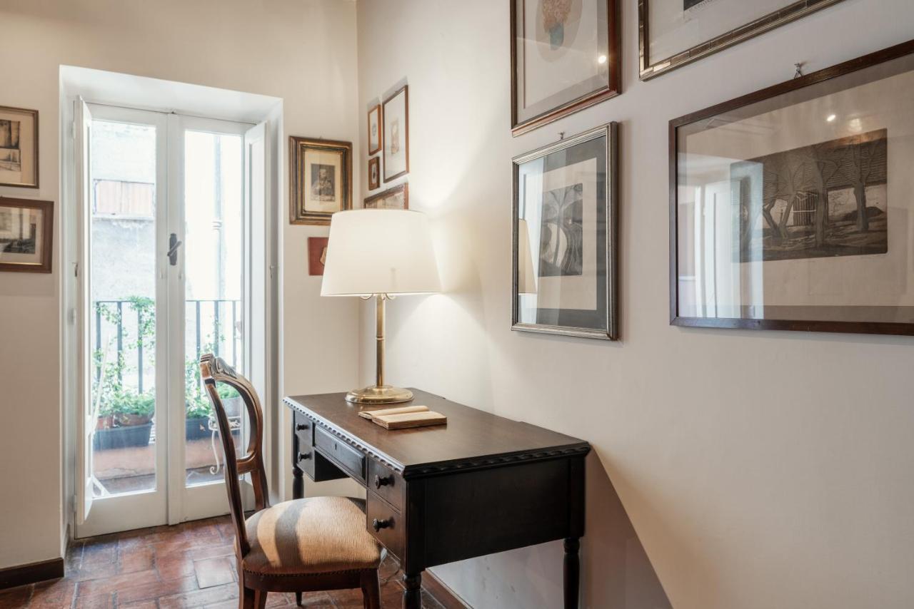 Domus Quiritum Charming, Appartamento D'Epoca A Campo De' Fiori 로마 외부 사진